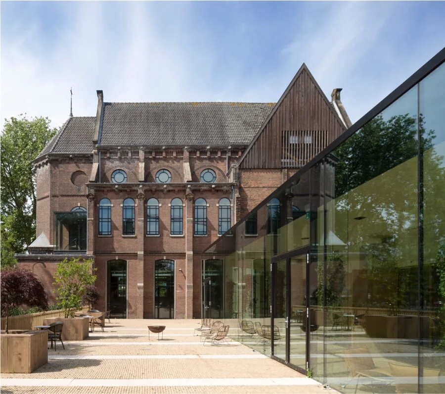 Hotel-Arena-Amsterdam-Oosterpark-Kapel-Exterieur
