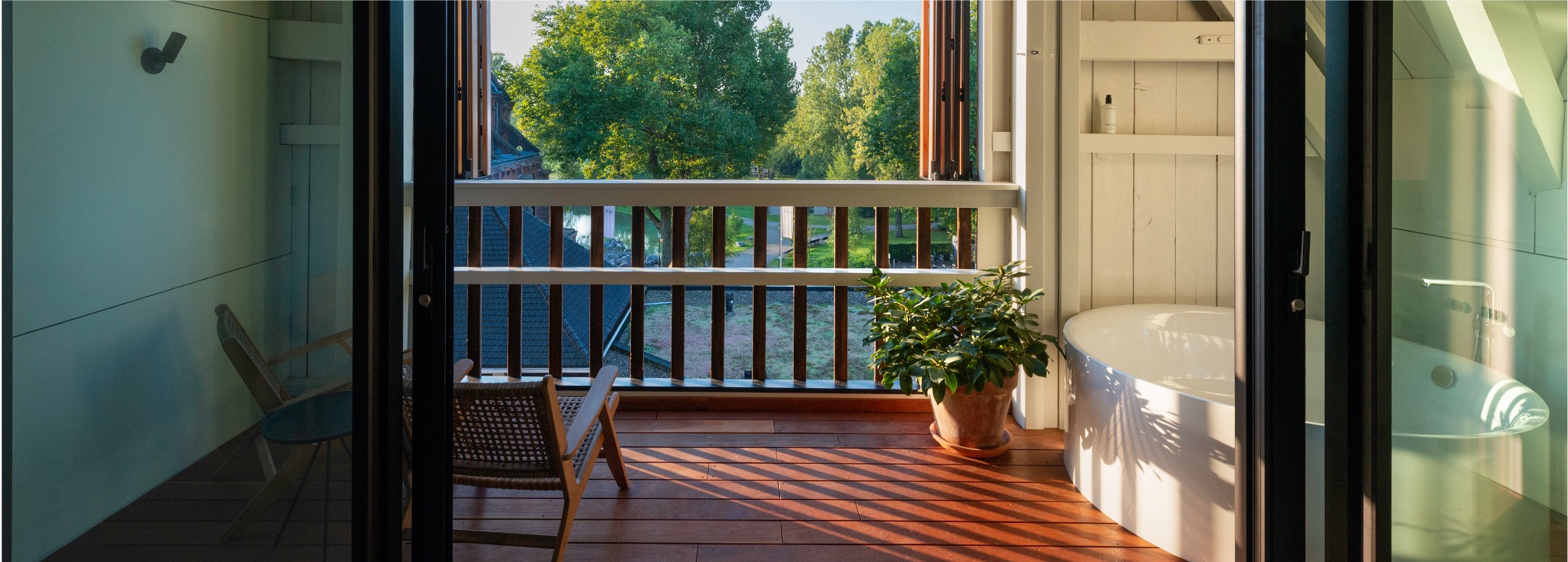 Top Suite